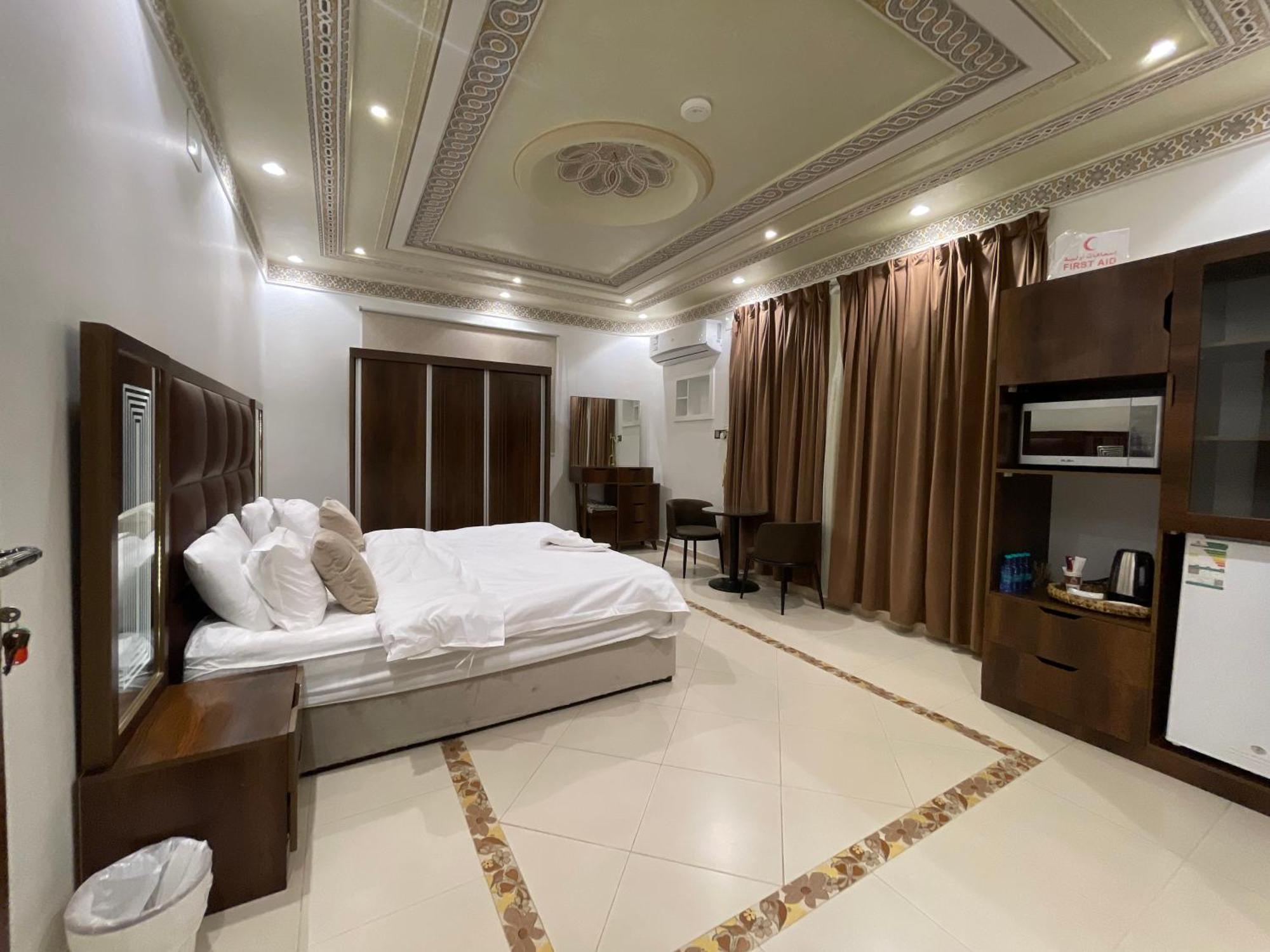 Friday Suites العلا المظهر الخارجي الصورة