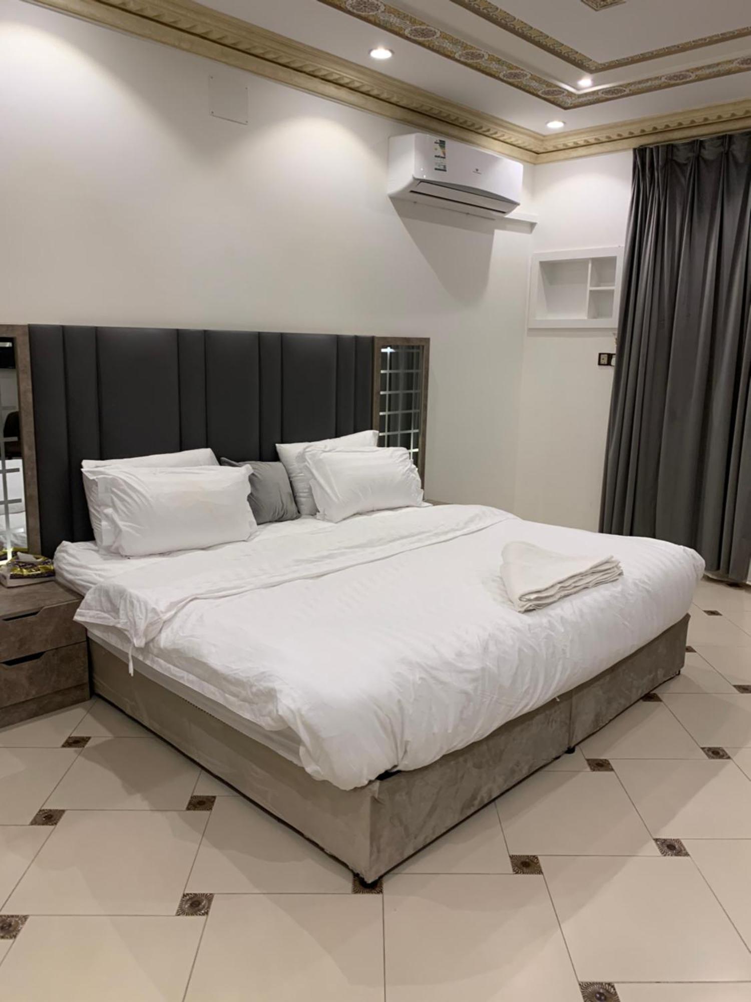 Friday Suites العلا المظهر الخارجي الصورة