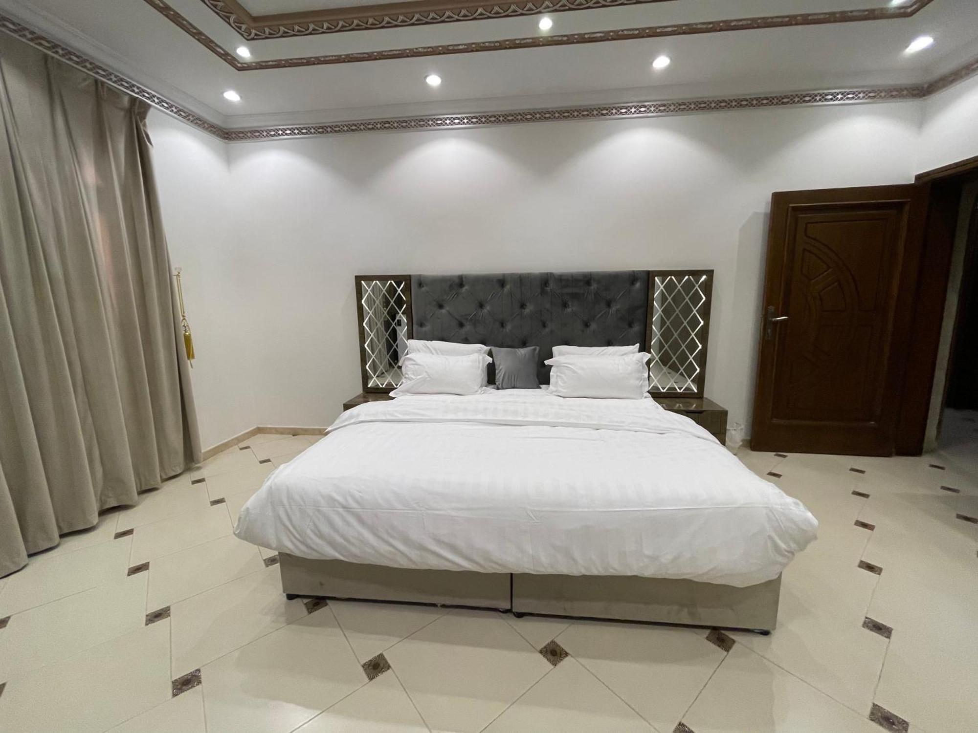Friday Suites العلا المظهر الخارجي الصورة