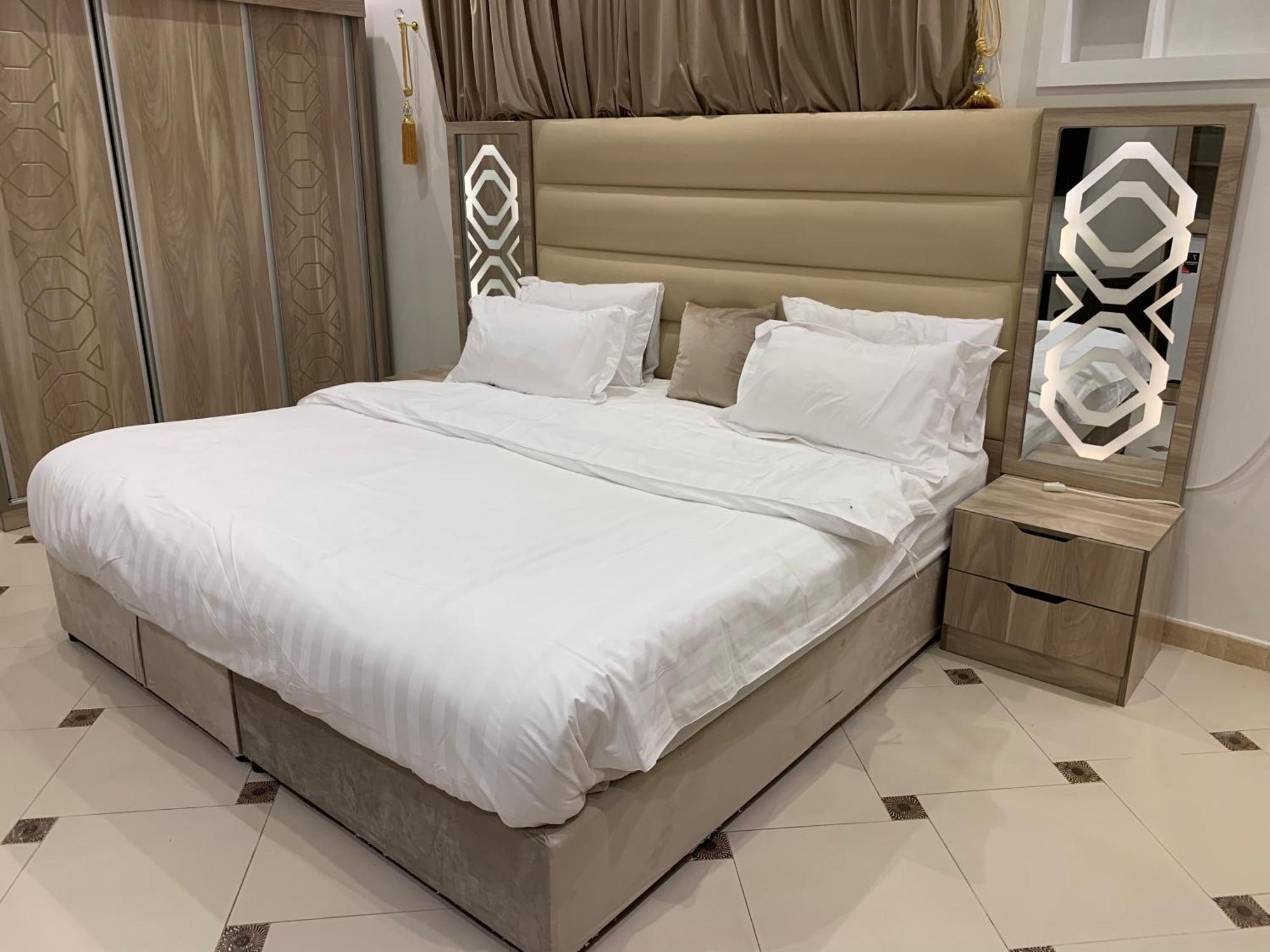 Friday Suites العلا المظهر الخارجي الصورة