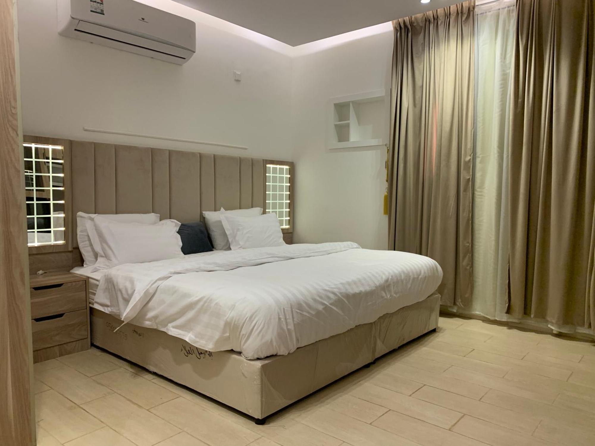 Friday Suites العلا المظهر الخارجي الصورة