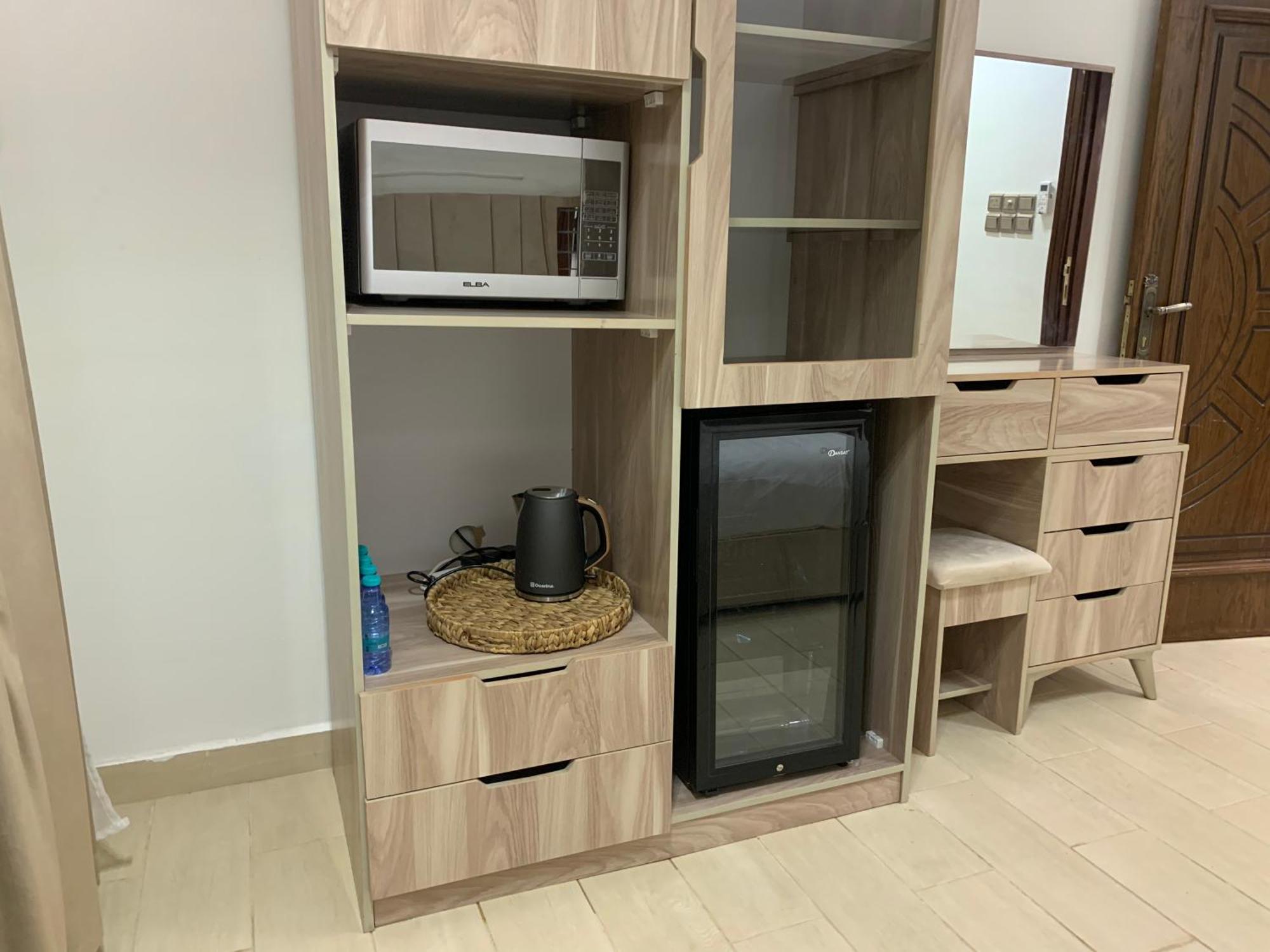 Friday Suites العلا المظهر الخارجي الصورة